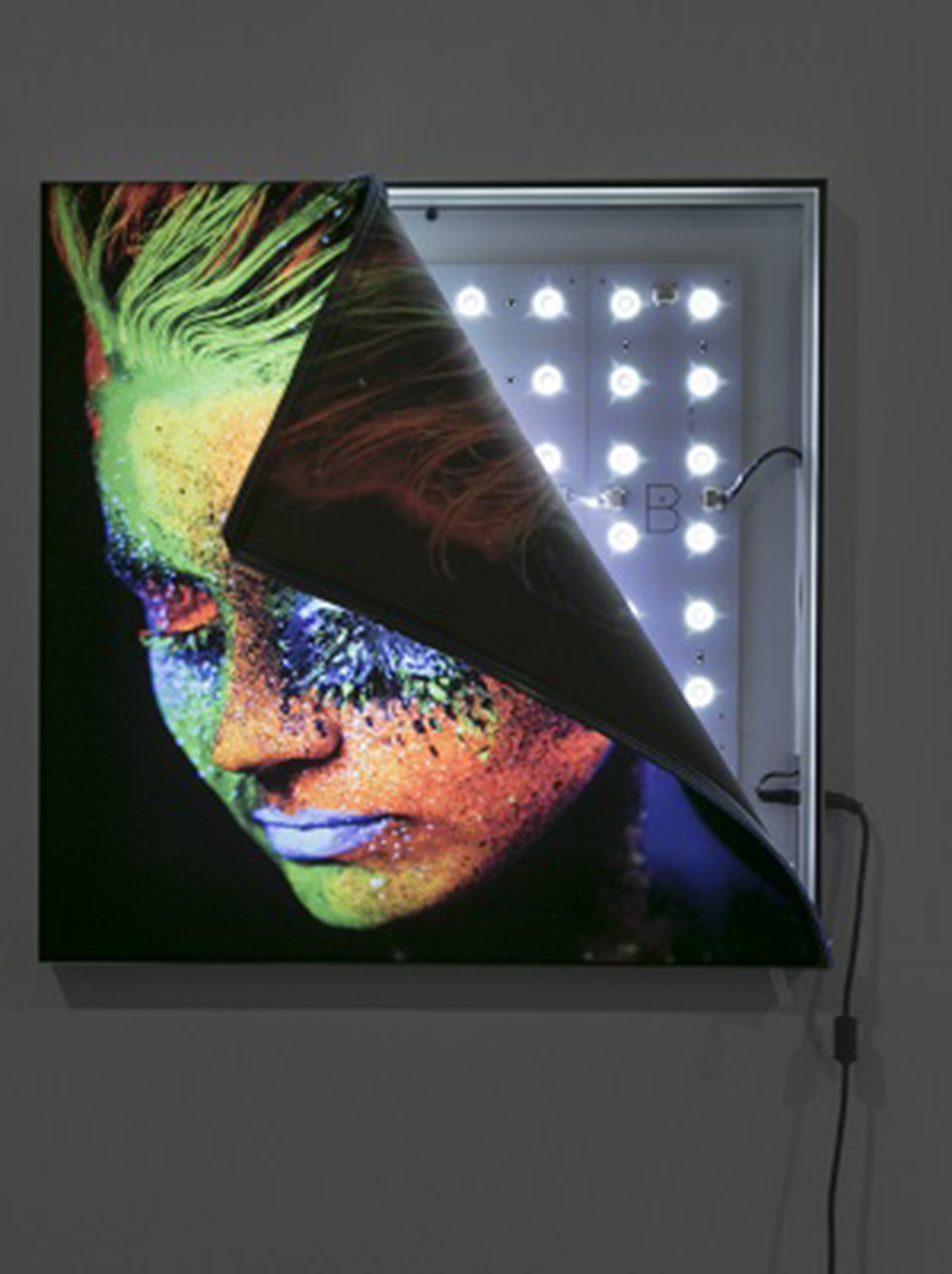 Textilspannrahmen LED für Wandmontage | B 59,4 cm x H 85,4 cm | einseitig bedruckt – Bild 3